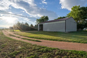 tidy lawns make for great ranch real estate photos